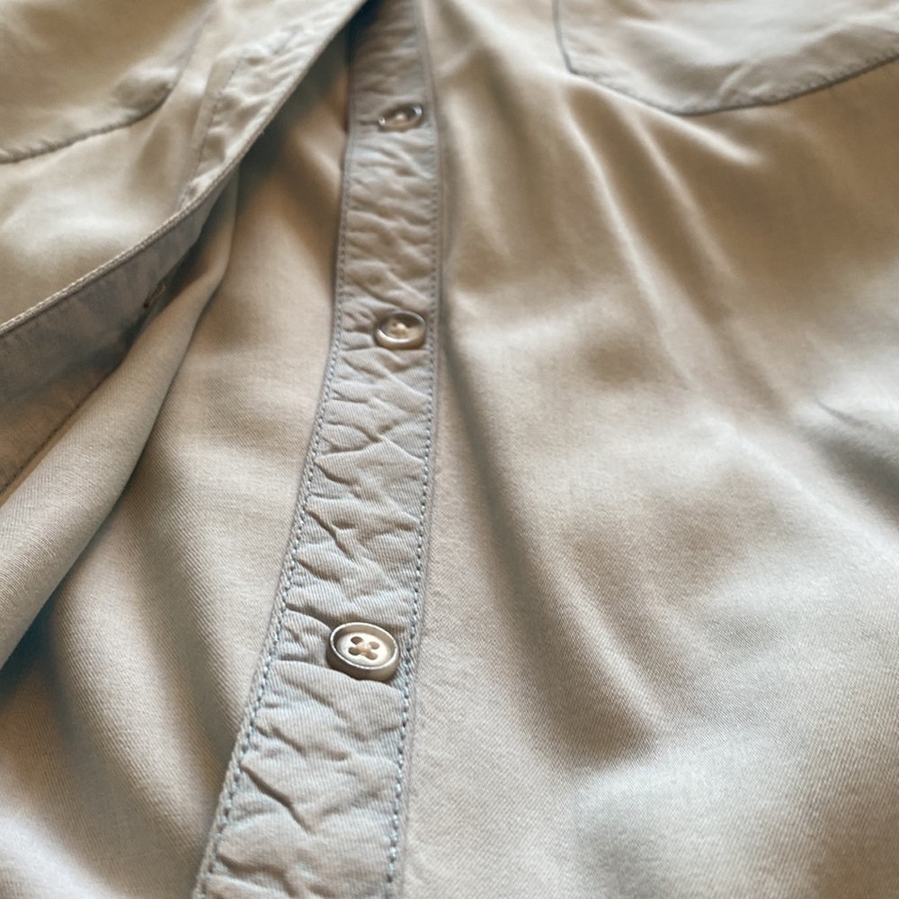 Miami button down - Picture 3 of 4